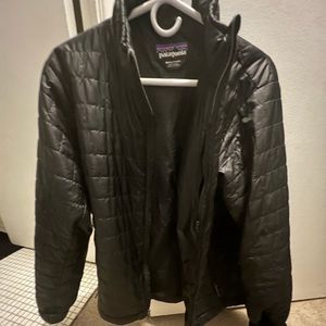 Men’s Medium Patagonia light weight black jacket
